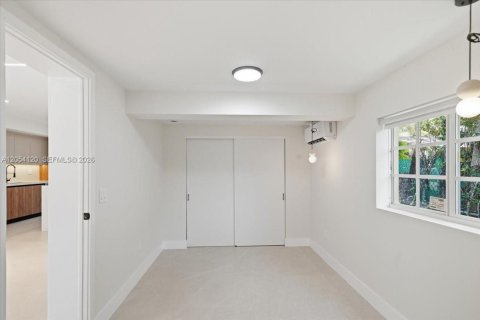Villa ou maison à vendre à Miami, Floride: 5 chambres, 190.36 m2 № 2186386 - photo 24