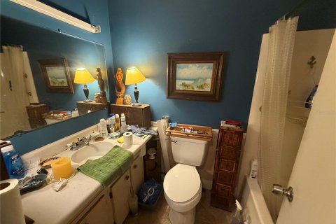 Casa en venta en Umatilla, Florida, 3 dormitorios, 188.78 m2 № 2123348 - foto 9