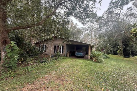 Casa en Umatilla, Florida 3 dormitorios, 188.78 m2 № 2123348