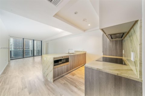 Copropriété à louer à Miami, Floride: 2 chambres, 103.96 m2 № 2168770 - photo 2