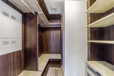 Copropriété à louer à Miami, Floride: 2 chambres, 103.96 m2 № 2168770 - photo 15