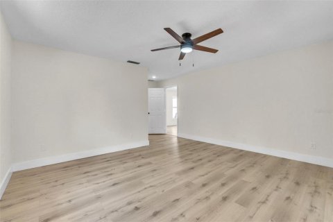 House in Ormond Beach, Florida 3 bedrooms, 171.59 sq.m. № 1689770 - photo 22