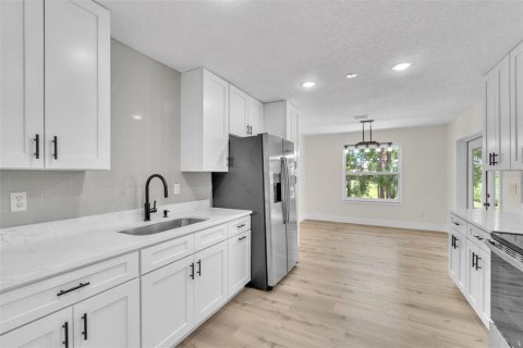 House in Ormond Beach, Florida 3 bedrooms, 171.59 sq.m. № 1689770 - photo 15