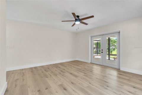 House in Ormond Beach, Florida 3 bedrooms, 171.59 sq.m. № 1689770 - photo 21
