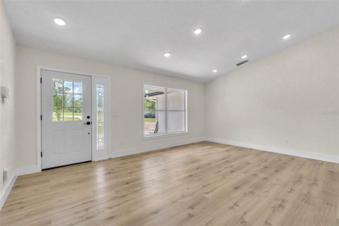 House in Ormond Beach, Florida 3 bedrooms, 171.59 sq.m. № 1689770 - photo 11