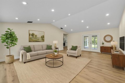 House in Ormond Beach, Florida 3 bedrooms, 171.59 sq.m. № 1689770 - photo 9