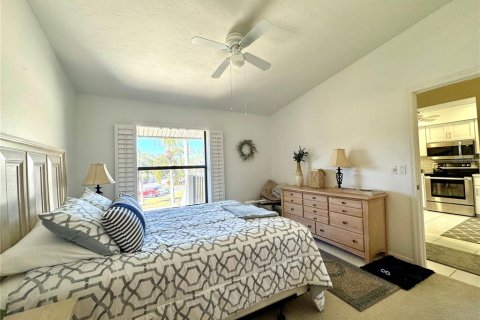 Снять в аренду кондоминиум в Сарасота, Флорида 5 комнат, 99.59м2, № 1721677 - фото 23