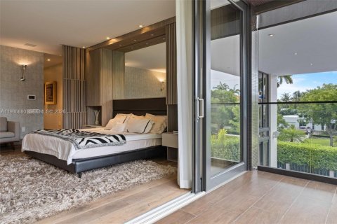 Купить виллу или дом в Ки-Бискейн, Флорида 6 спален, 484.58м2, № 2049506 - фото 29