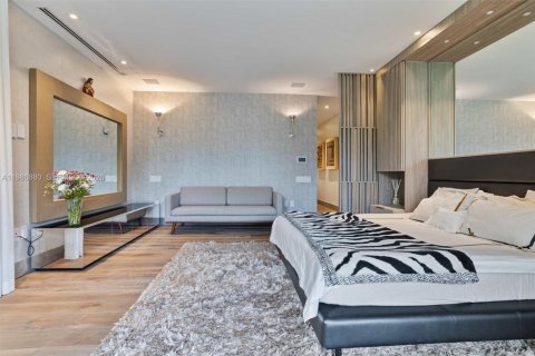 Купить виллу или дом в Ки-Бискейн, Флорида 6 спален, 484.58м2, № 2049506 - фото 27