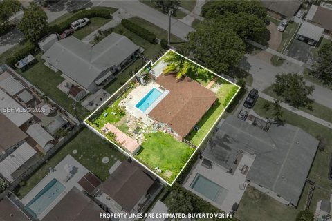 House in Cutler Bay, Florida 3 bedrooms, 123.65 sq.m. № 2087863 - photo 30