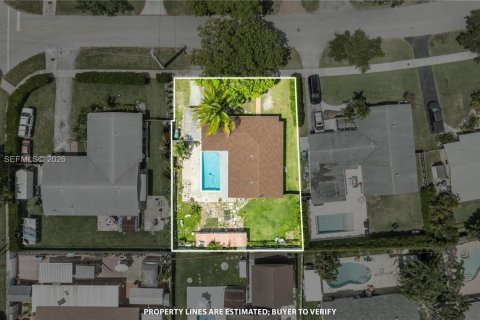 House in Cutler Bay, Florida 3 bedrooms, 123.65 sq.m. № 2087863 - photo 29