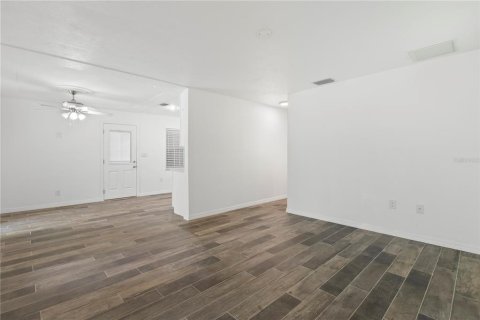 Villa ou maison à vendre à Saint Petersburg, Floride: 3 chambres, 99.87 m2 № 1831208 - photo 7