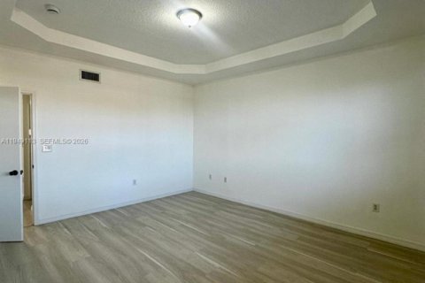 Снять в аренду таунхаус в Майами, Флорида 3 спальни, 158.31м2, № 2004883 - фото 27