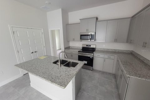 Villa ou maison à louer à Ocala, Floride: 4 chambres, 151.9 m2 № 2091873 - photo 2