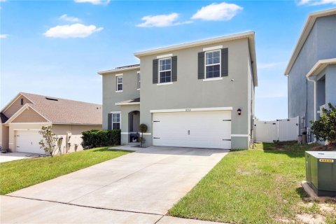 House in Clermont, Florida 4 bedrooms, 232.72 sq.m. № 2104745 - photo 2