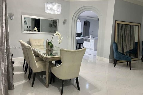 Casa en venta en St. Lucie, Florida, 4 dormitorios, 222.22 m2 № 2030552 - foto 3