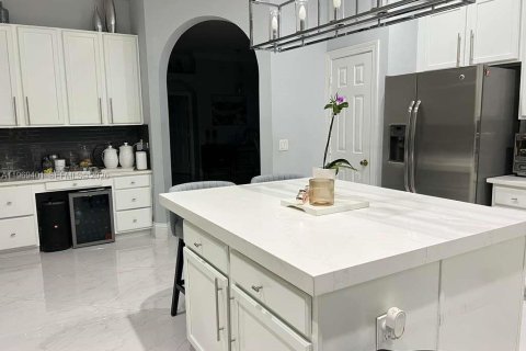 Casa en venta en St. Lucie, Florida, 4 dormitorios, 222.22 m2 № 2030552 - foto 8