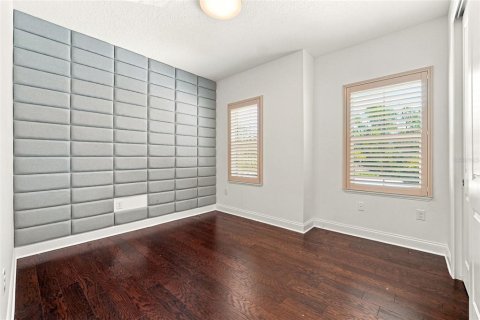 House in Orlando, Florida 4 bedrooms, 313.55 sq.m. № 2201934 - photo 19