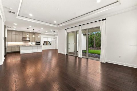 House in Orlando, Florida 4 bedrooms, 313.55 sq.m. № 2201934 - photo 13