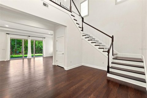 House in Orlando, Florida 4 bedrooms, 313.55 sq.m. № 2201934 - photo 8