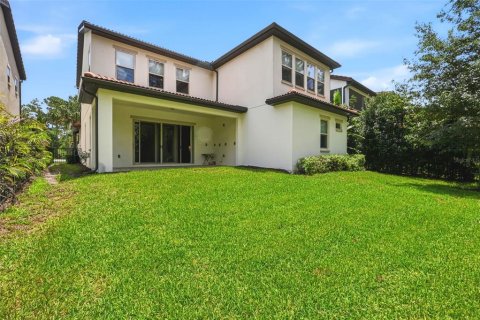 House in Orlando, Florida 4 bedrooms, 313.55 sq.m. № 2201934 - photo 28