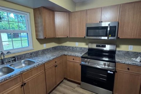 Villa ou maison à louer à Ocala, Floride: 3 chambres, 140.28 m2 № 2093779 - photo 3