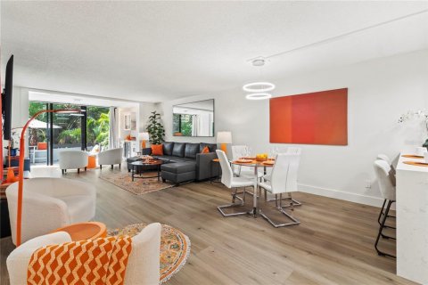 Copropriété à vendre à Longboat Key, Floride: 2 chambres, 129.32 m2 № 2232211 - photo 21