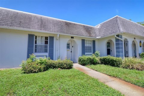 Condominio en venta en New Port Richey, Florida, 2 dormitorios, 77.2 m2 № 1805589 - foto 5