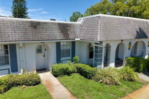 Condominio en venta en New Port Richey, Florida, 2 dormitorios, 77.2 m2 № 1805589 - foto 2