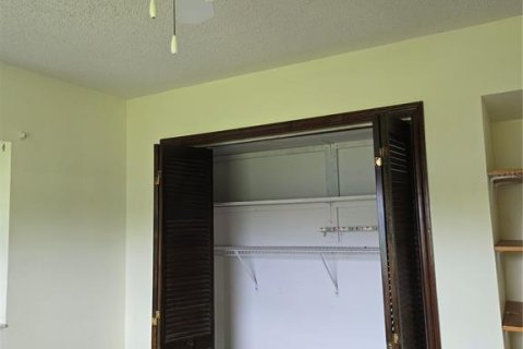 Villa ou maison à vendre à Ocala, Floride: 3 chambres, 119.75 m2 № 1840296 - photo 13