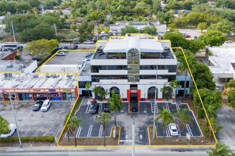 Commercial property in Miami, Florida № 1698227 - photo 22