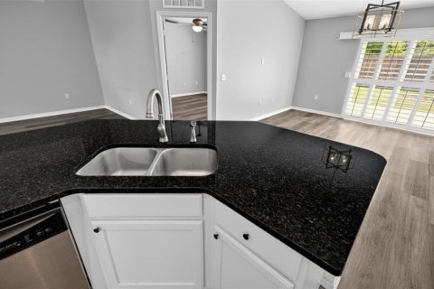 House in Palm Coast, Florida 3 bedrooms, 153.75 sq.m. № 2092505 - photo 22