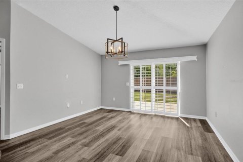 House in Palm Coast, Florida 3 bedrooms, 153.75 sq.m. № 2092505 - photo 17