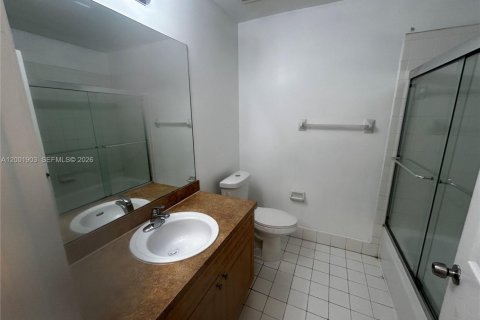 House in Pembroke Pines, Florida 5 bedrooms, 236.9 sq.m. № 2065998 - photo 13