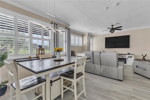 House in Kissimmee, Florida 4 bedrooms, 212 sq.m. № 2417005 - photo 16