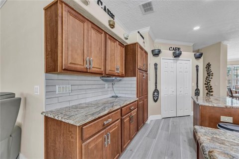 House in Kissimmee, Florida 4 bedrooms, 212 sq.m. № 2417005 - photo 11