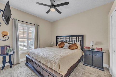 House in Kissimmee, Florida 4 bedrooms, 212 sq.m. № 2417005 - photo 19