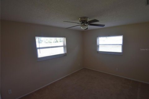 Casa en venta en New Port Richey, Florida, 3 dormitorios, 170.94 m2 № 1909575 - foto 26