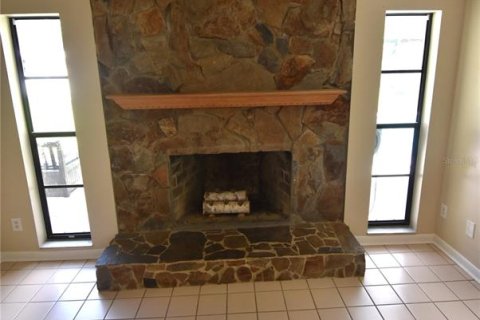 Casa en venta en New Port Richey, Florida, 3 dormitorios, 170.94 m2 № 1909575 - foto 3