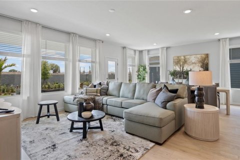House in Minneola, Florida 5 bedrooms, 279.73 sq.m. № 2207432 - photo 5