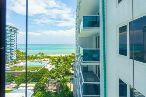 Condominio en venta en Miami Beach, Florida, 61.32 m2 № 2421209 - foto 14