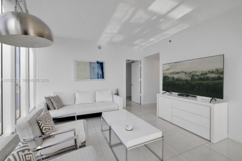 Copropriété à vendre à Miami, Floride: 2 chambres, 119.47 m2 № 2170351 - photo 22