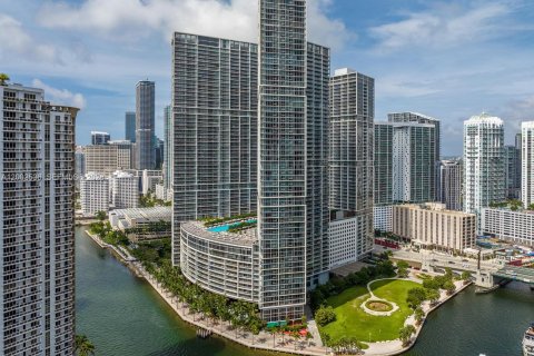 Copropriété à vendre à Miami, Floride: 2 chambres, 119.47 m2 № 2170351 - photo 29