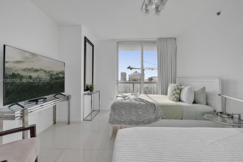 Copropriété à vendre à Miami, Floride: 2 chambres, 119.47 m2 № 2170351 - photo 11