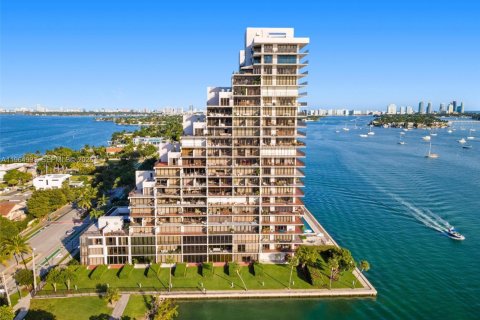 Condominio en alquiler en Miami, Florida, 2 dormitorios, 132.85 m2 № 2026351 - foto 21