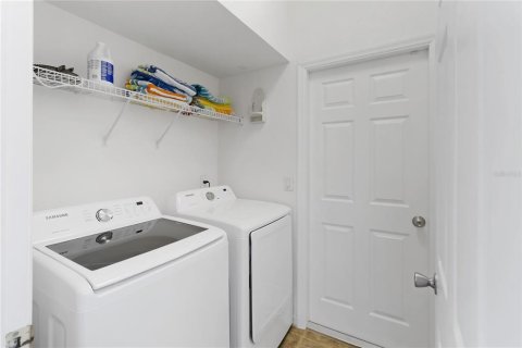 Купить виллу или дом в Дэвенпорт, Флорида 11 комнат, 221.85м2, № 1522193 - фото 12