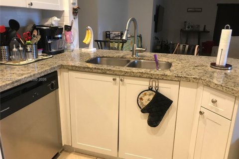 Villa ou maison à louer à Weston, Floride: 3 chambres, 125.7 m2 № 2001367 - photo 5