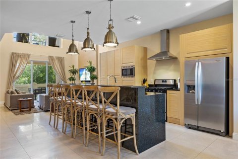 Adosado en venta en Kissimmee, Florida, 4 dormitorios, 222.59 m2 № 1795617 - foto 6