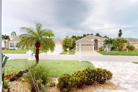 Casa en venta en Punta Gorda, Florida, 3 dormitorios, 181.53 m2 № 1906947 - foto 2