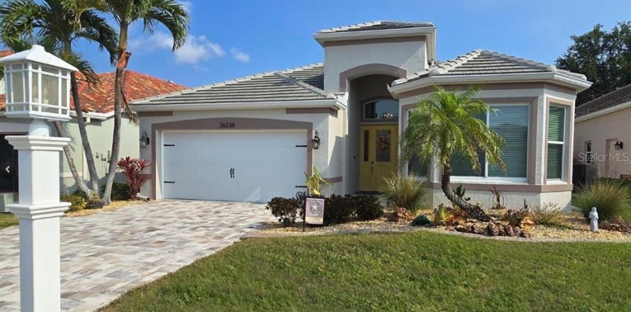Casa en Punta Gorda, Florida 3 dormitorios, 181.53 m2 № 1906947